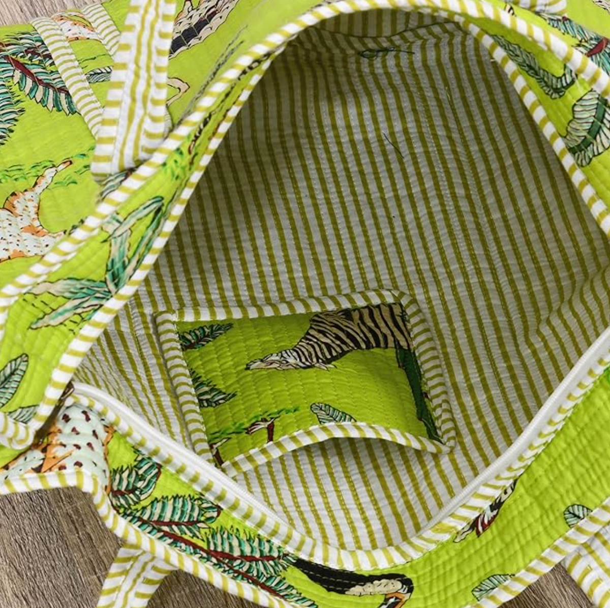 Quilted Cotton Tote Bag (Parrot Green Jungle)